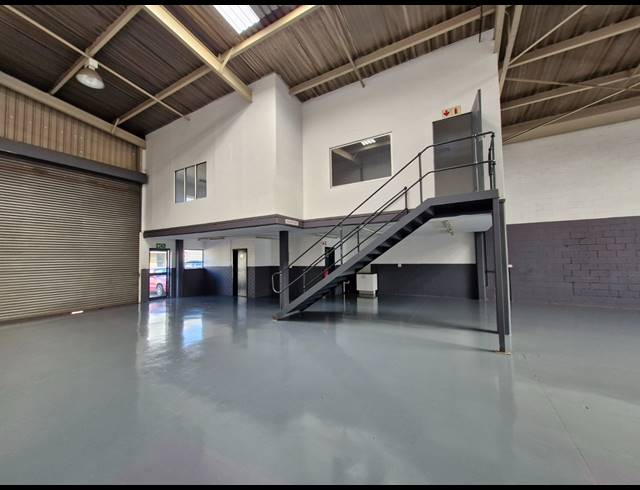 371M² WAREHOUSE TO LET IN WADEVILLE